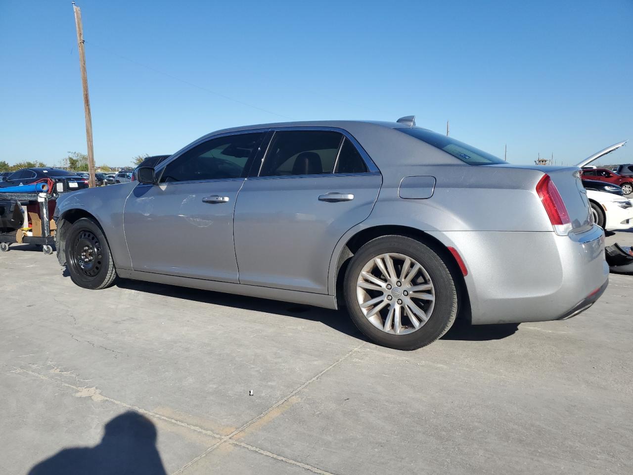 Lot #3020996273 2018 CHRYSLER 300 TOURIN