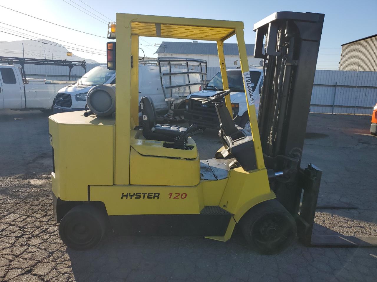 Lot #2945076800 2010 HYST FORKLIFT