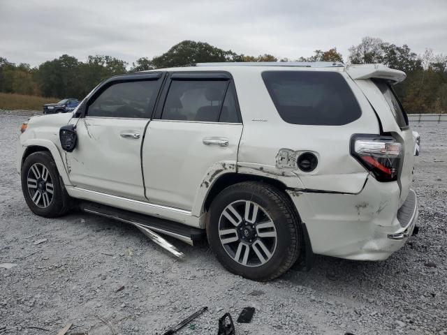 2018 TOYOTA 4RUNNER SR - JTEBU5JR7J5509770