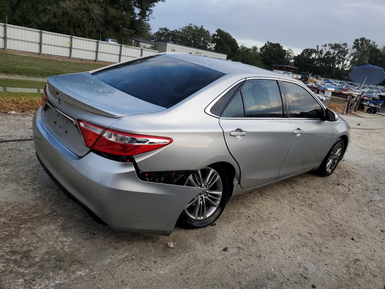 Lot #2974791040 2015 TOYOTA CAMRY LE