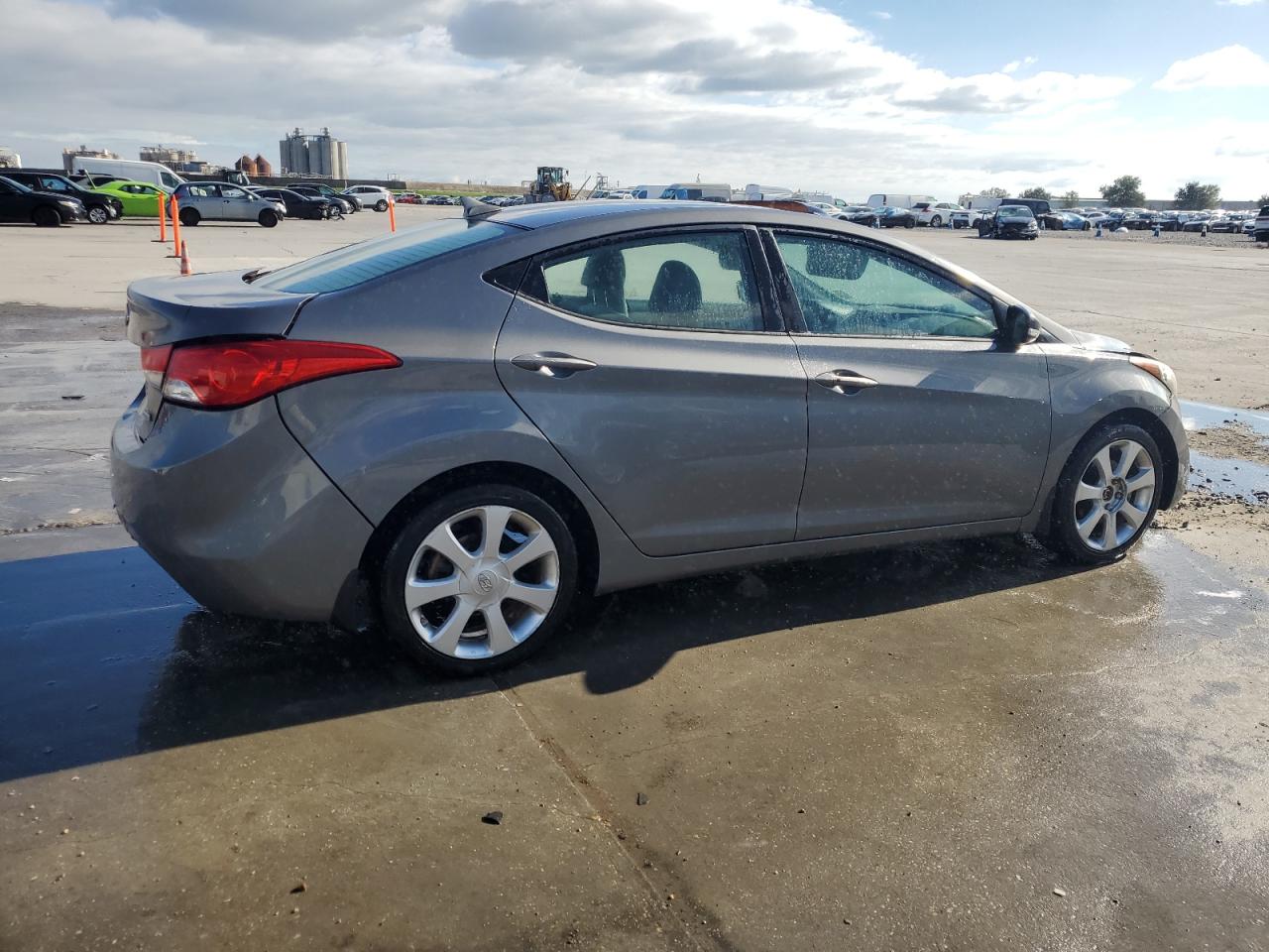 Lot #2972156151 2013 HYUNDAI ELANTRA GL