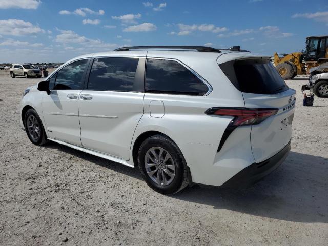 VIN 5TDYRKEC4MS010508 2021 Toyota Sienna, Xle no.2