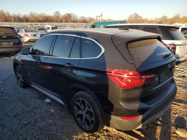 VIN WBXHT3C35J5K30495 2018 BMW X1 no.2