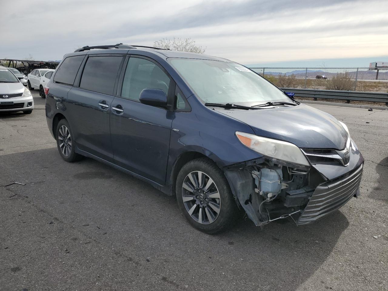 Lot #3025810301 2019 TOYOTA SIENNA XLE