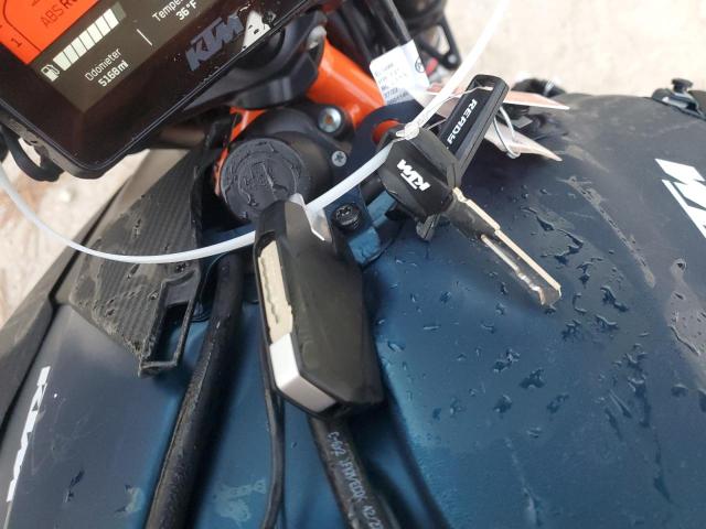 2023 KTM 1290 SUPER - VBKV39401PM971182