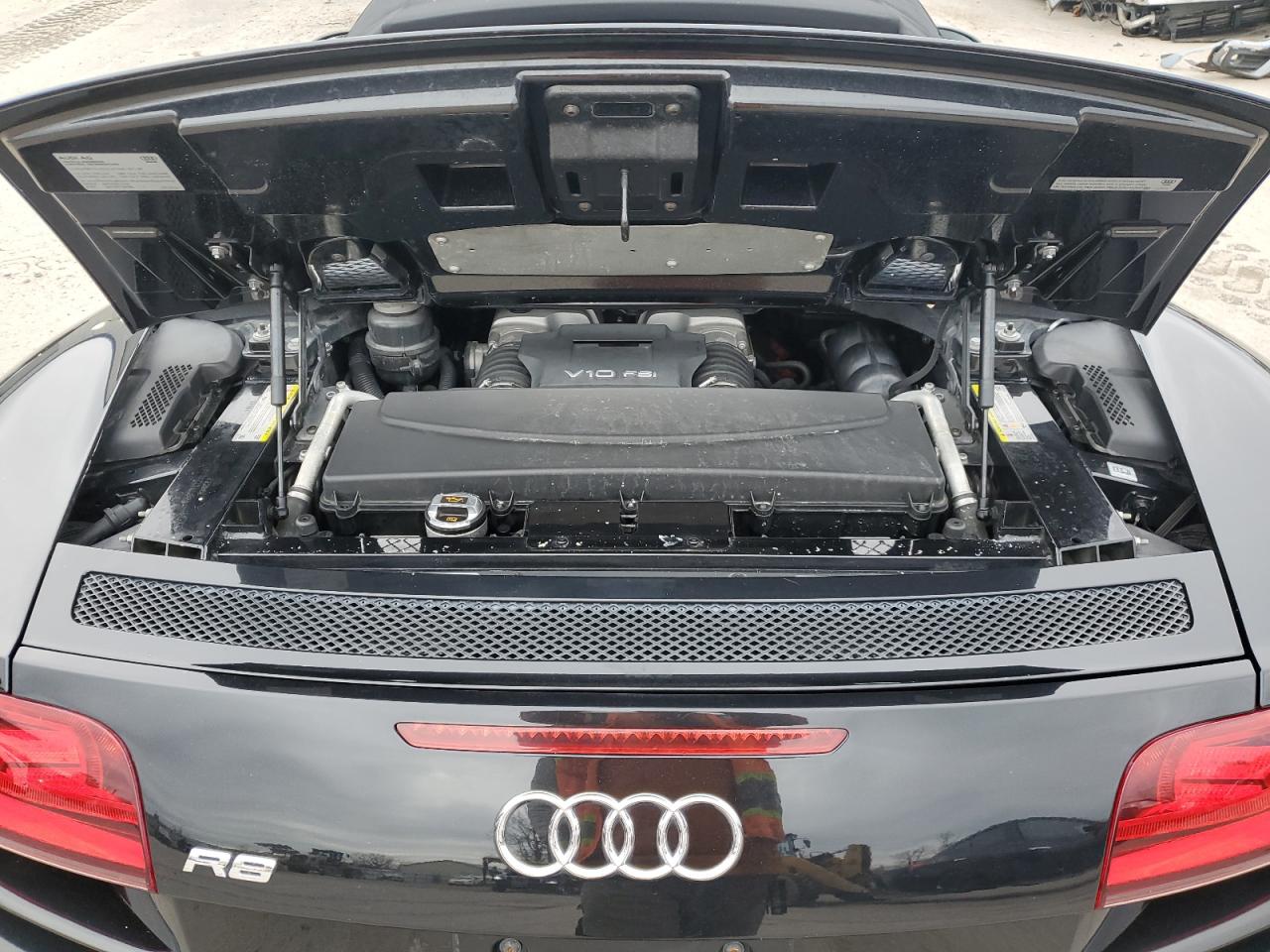 Lot #2952605226 2011 AUDI R8 5.2 QUA