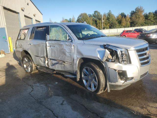 VIN 1GYS3BKJ7KR272197 2019 CADILLAC ESCALADE no.4