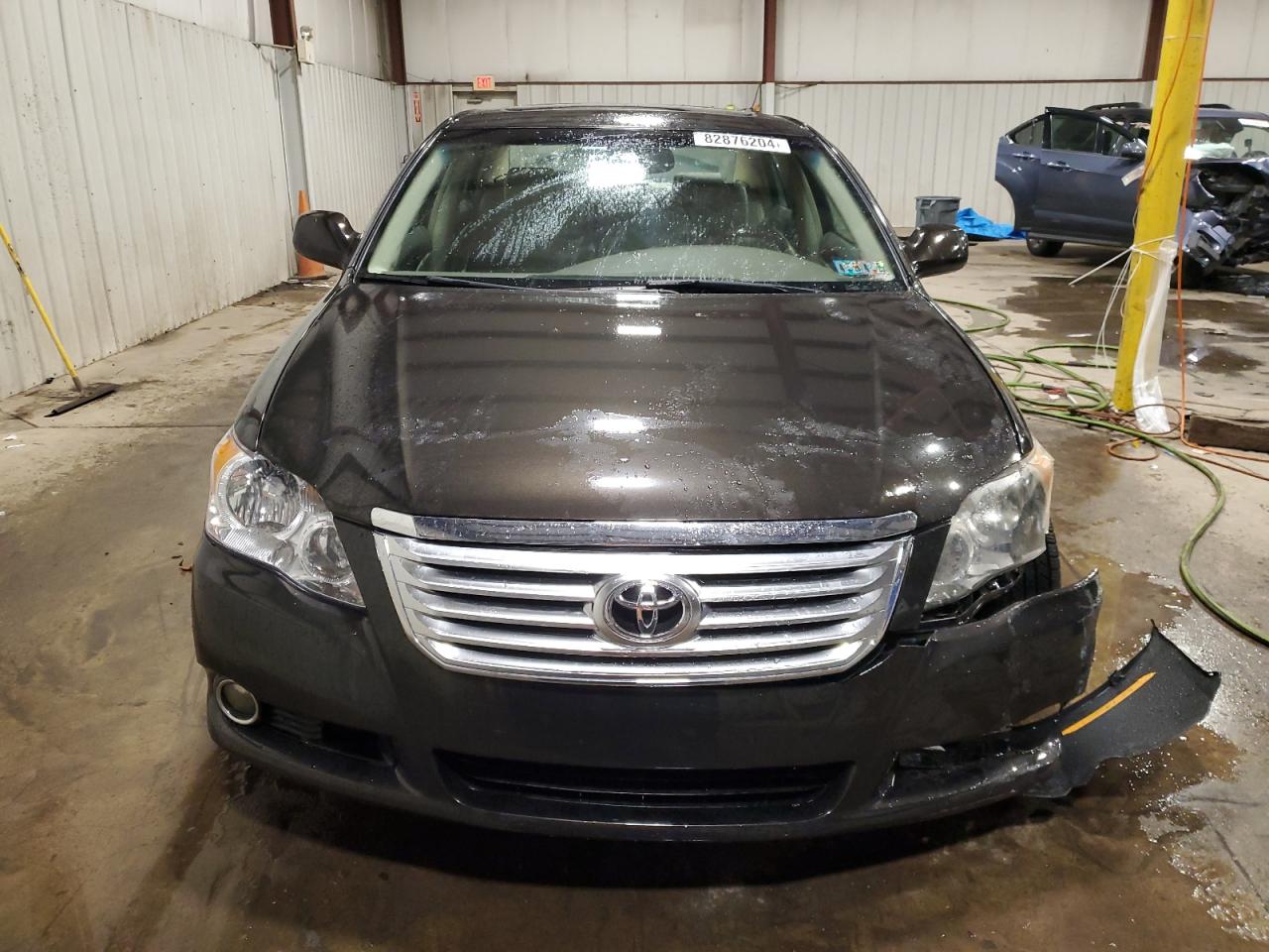 Lot #3033237802 2010 TOYOTA AVALON XL