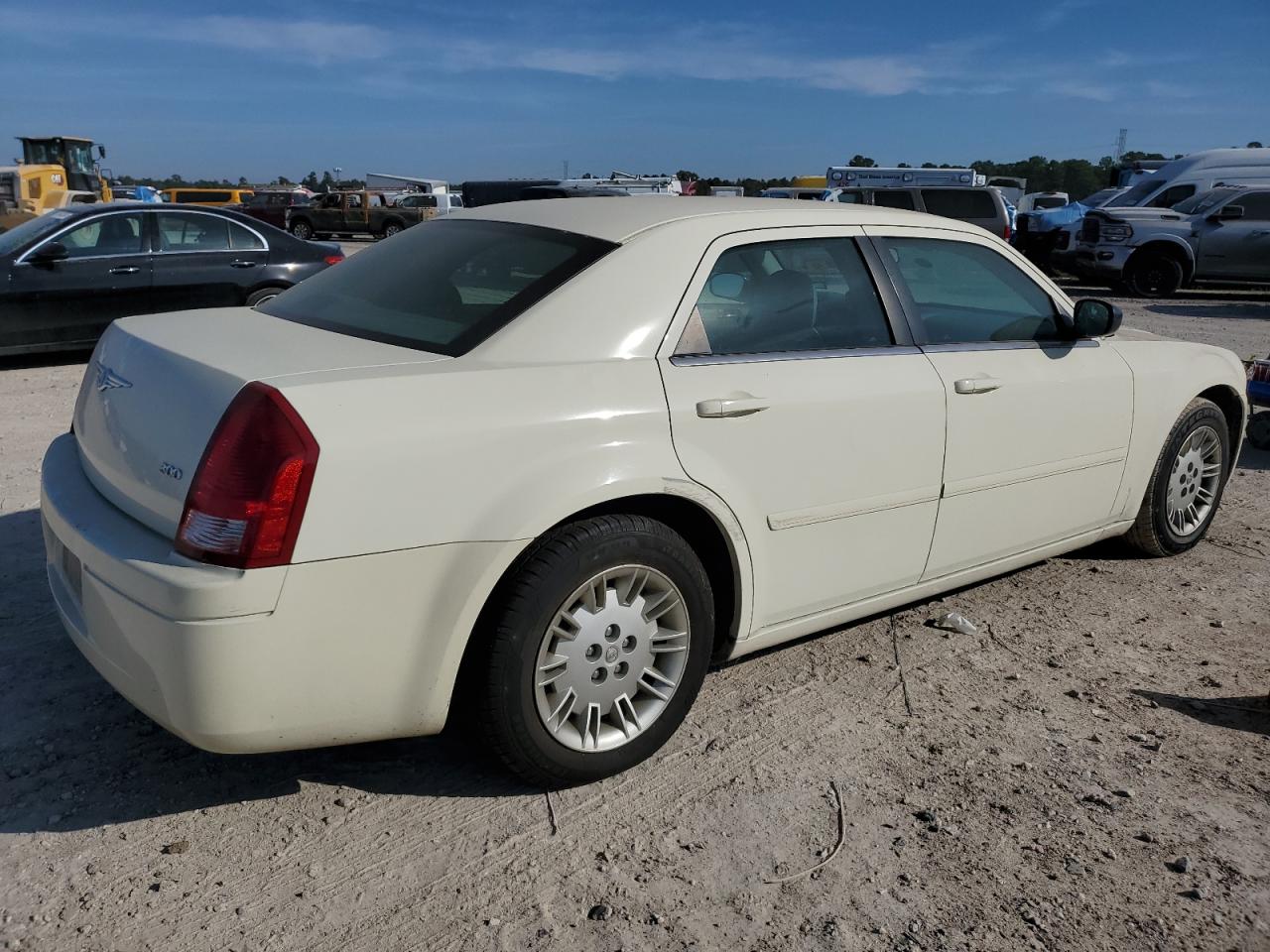 Lot #3029555073 2005 CHRYSLER 300