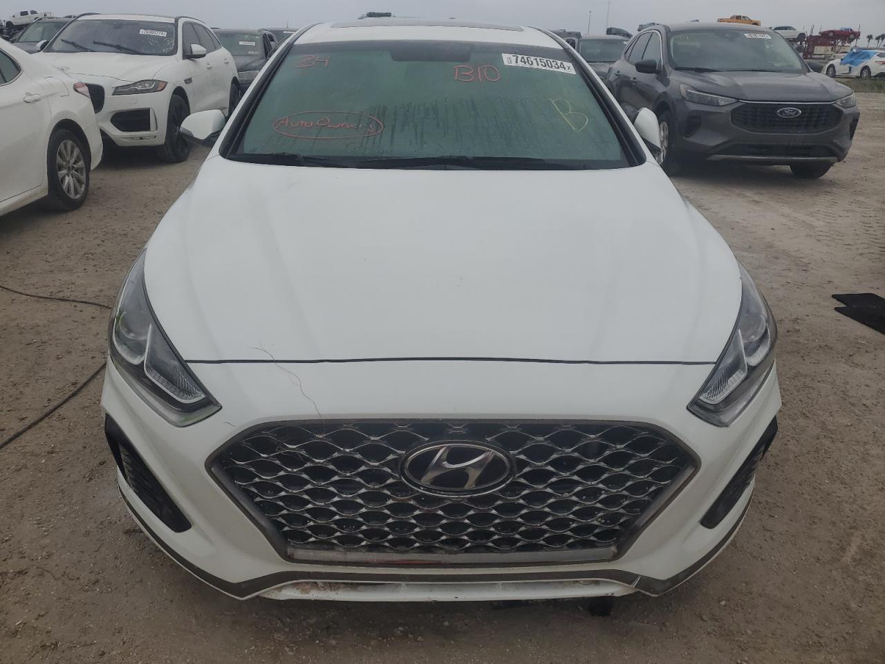 Lot #3050310908 2019 HYUNDAI SONATA LIM