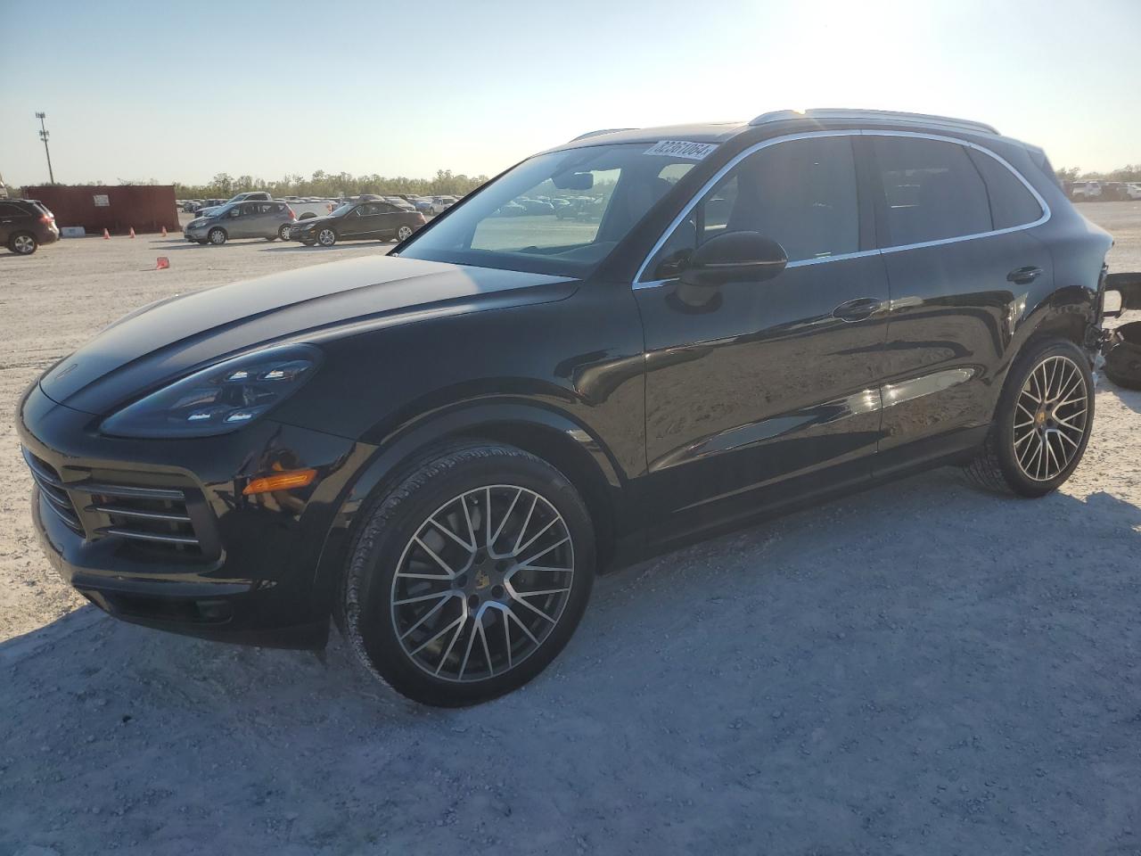  Salvage Porsche Cayenne