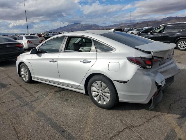 2016 HYUNDAI SONATA PLU KMHE24L10GA014900