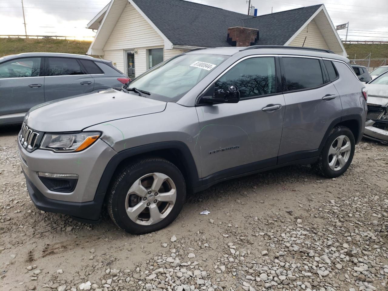  Salvage Jeep Compass