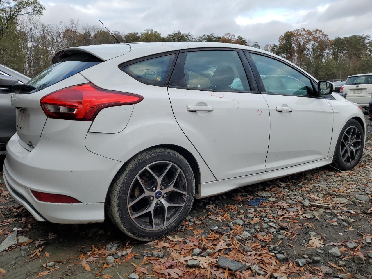 Lot #3022951371 2015 FORD FOCUS SE