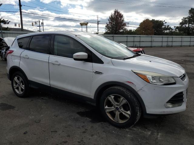 VIN 1FMCU0GX2EUE23064 2014 FORD ESCAPE no.4