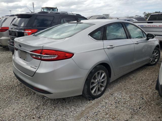 VIN 3FA6P0LU5HR238495 2017 Ford Fusion, Se Hybrid no.3