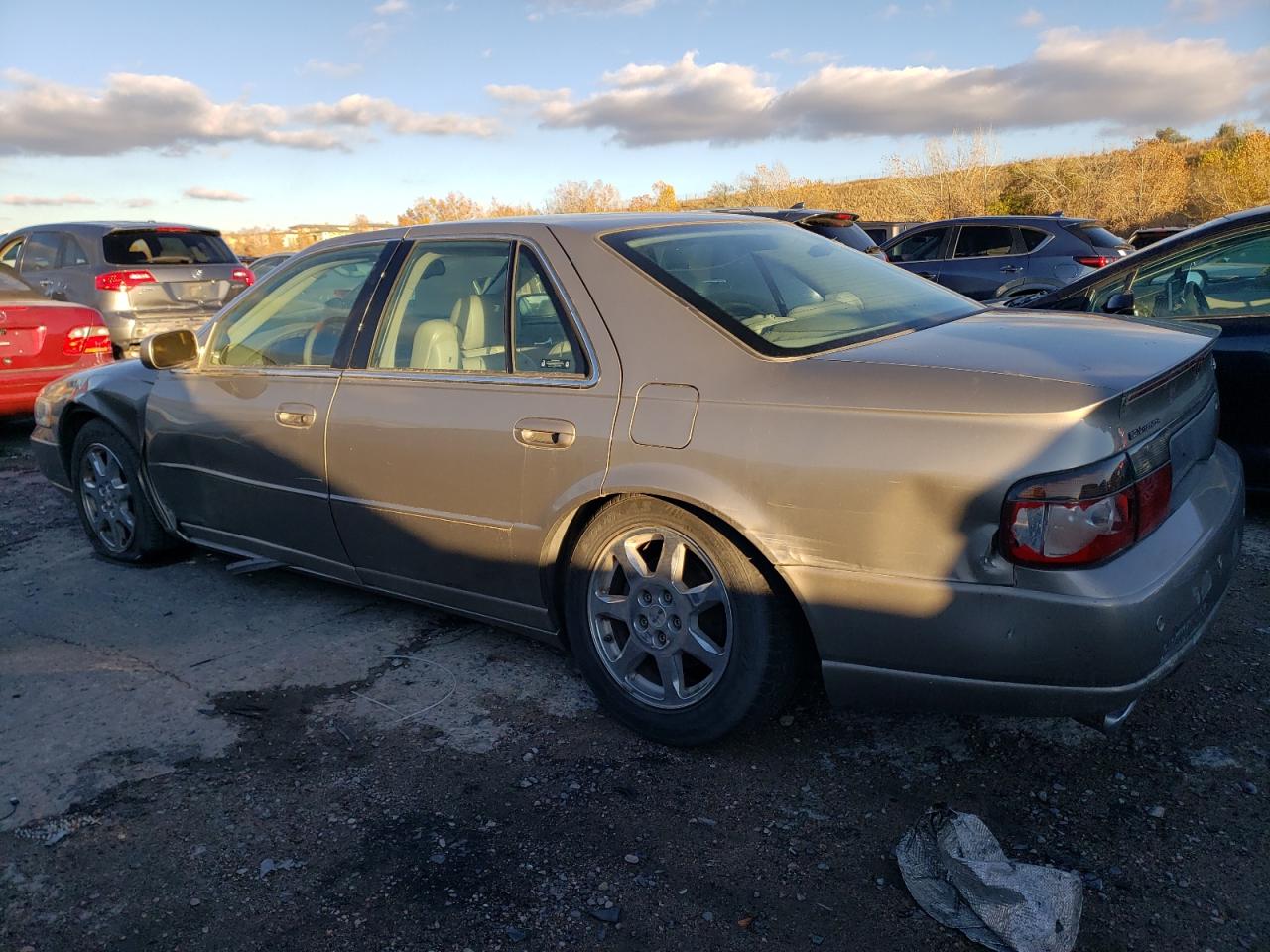 Lot #2957001910 2002 CADILLAC SEVILLE ST