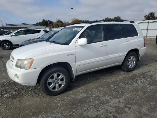 TOYOTA HIGHLANDER