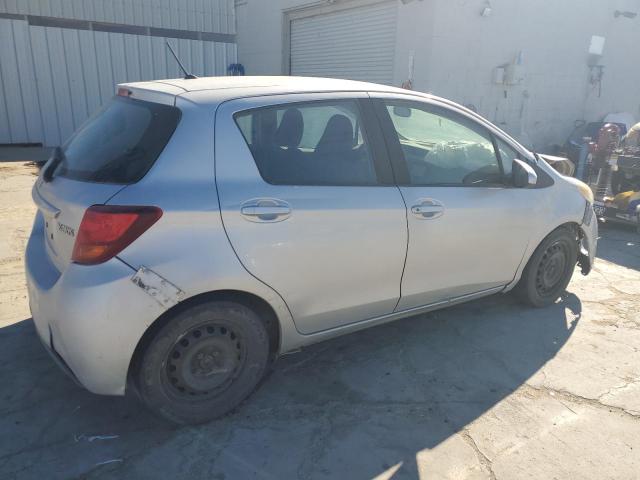 VIN VNKKTUD3XFA037255 2015 Toyota Yaris no.3