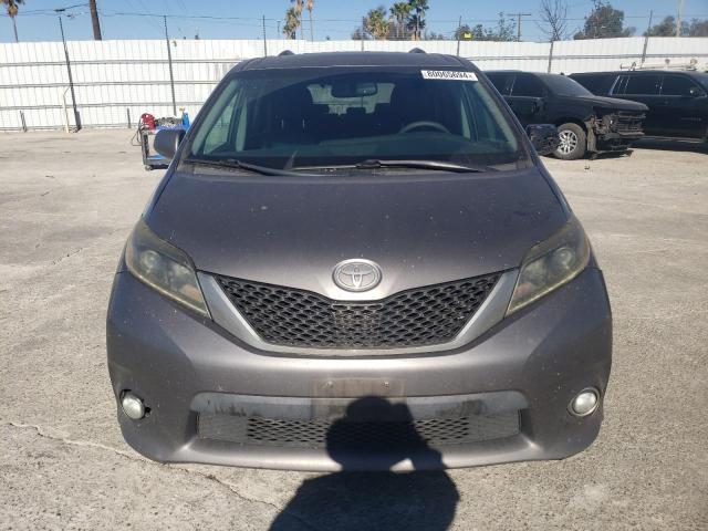 2016 TOYOTA SIENNA SE 5TDXK3DC2GS741580