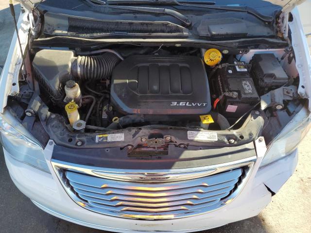 2016 CHRYSLER TOWN & COU - 2C4RC1CG5GR302963