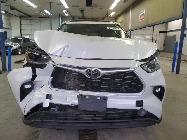 VIN 5TDHZRBH8NS241499 2022 Toyota Highlander, Xle no.5