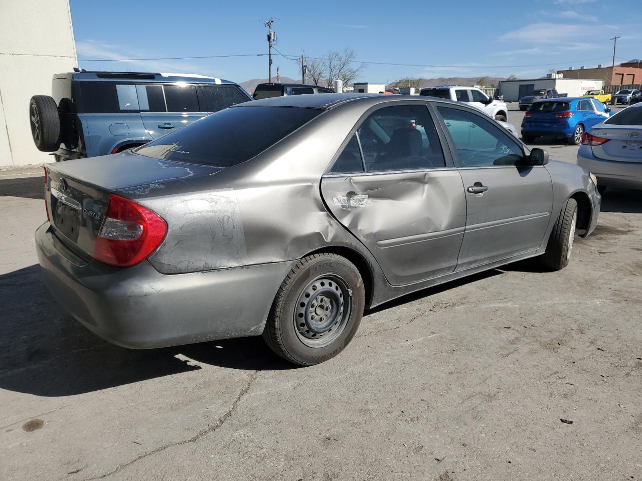 Lot #2976554588 2004 TOYOTA CAMRY LE