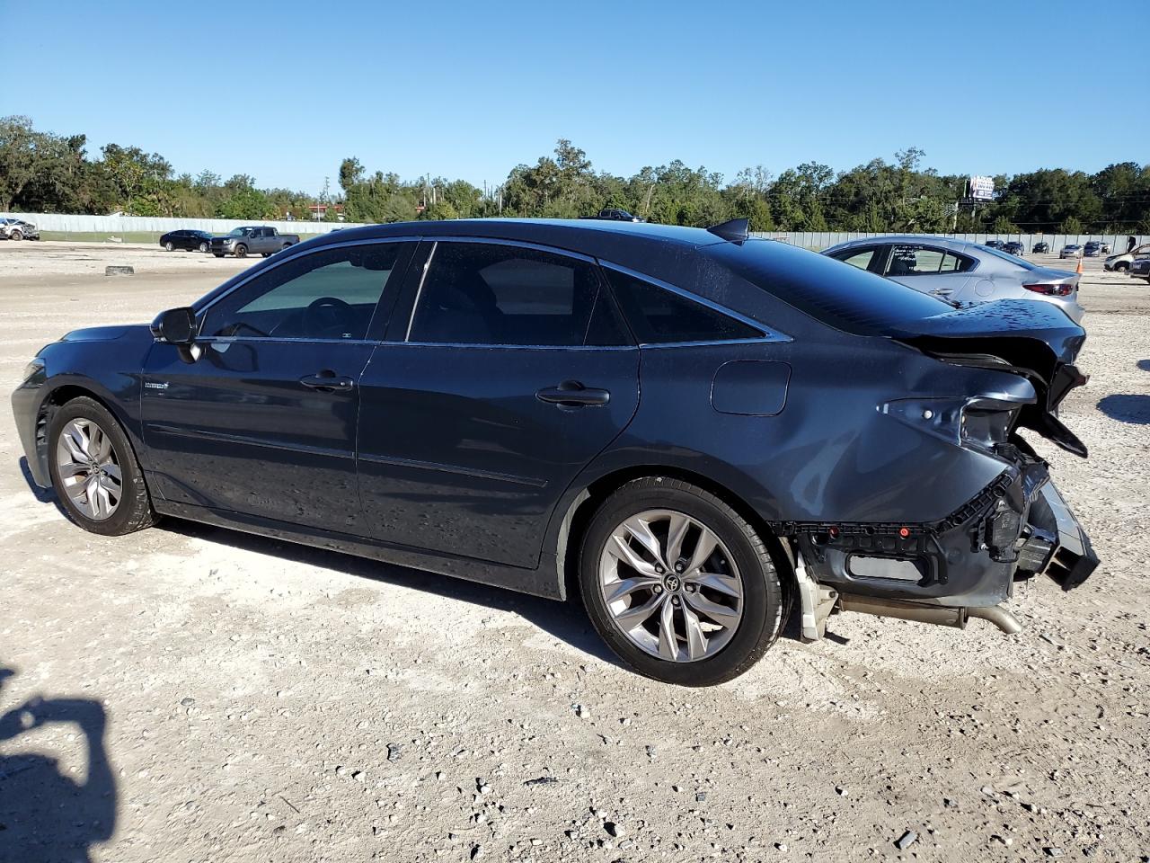 Lot #2996447384 2020 TOYOTA AVALON XLE