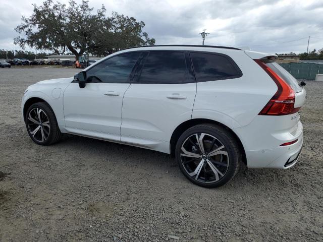 2022 VOLVO XC60 T8 RE YV4H60DM5N1032035