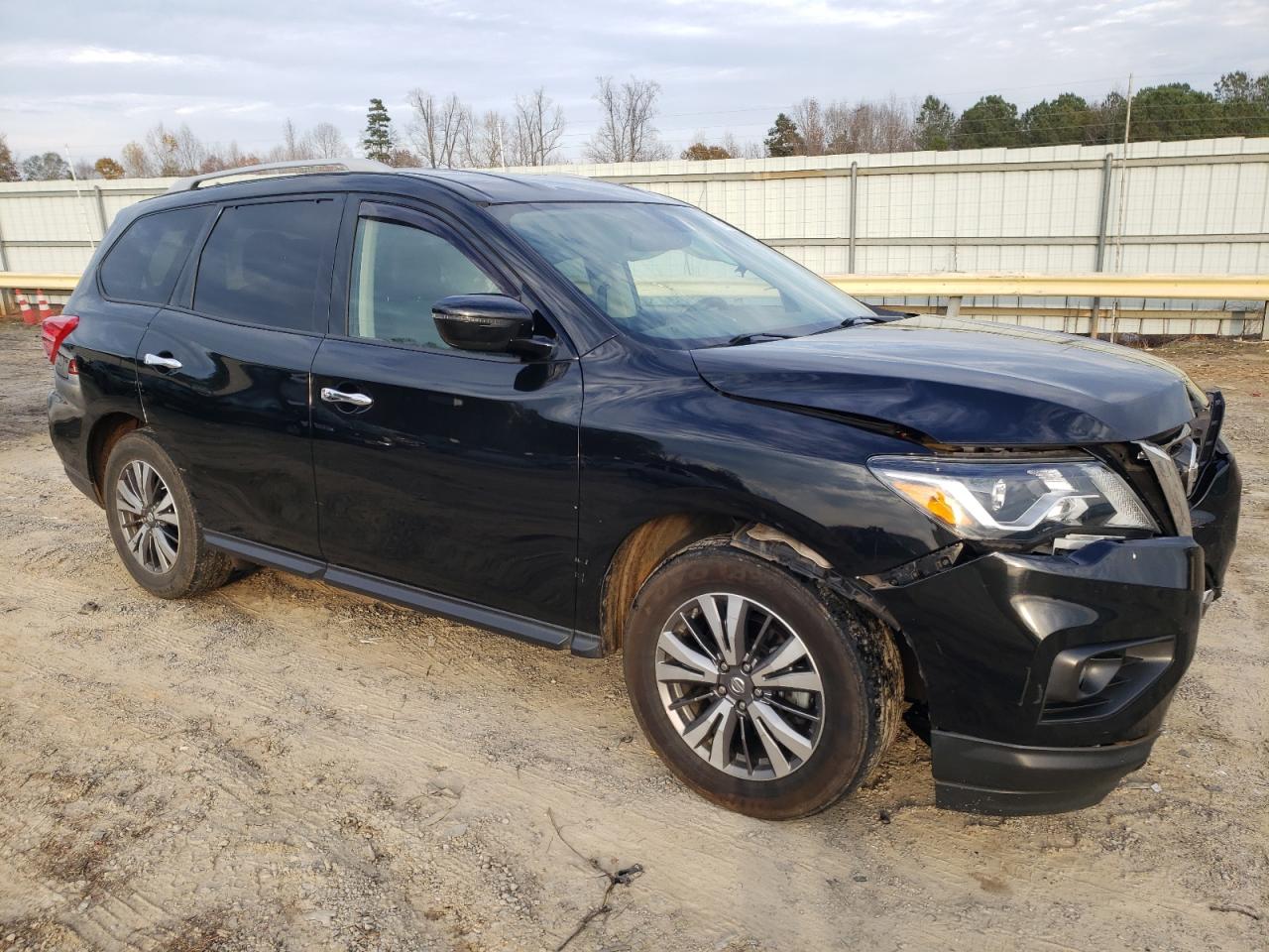 Lot #3027066838 2019 NISSAN PATHFINDER