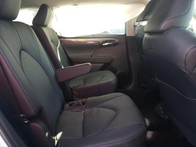 2024 TOYOTA HIGHLANDER - 5TDYARAHXRS535730