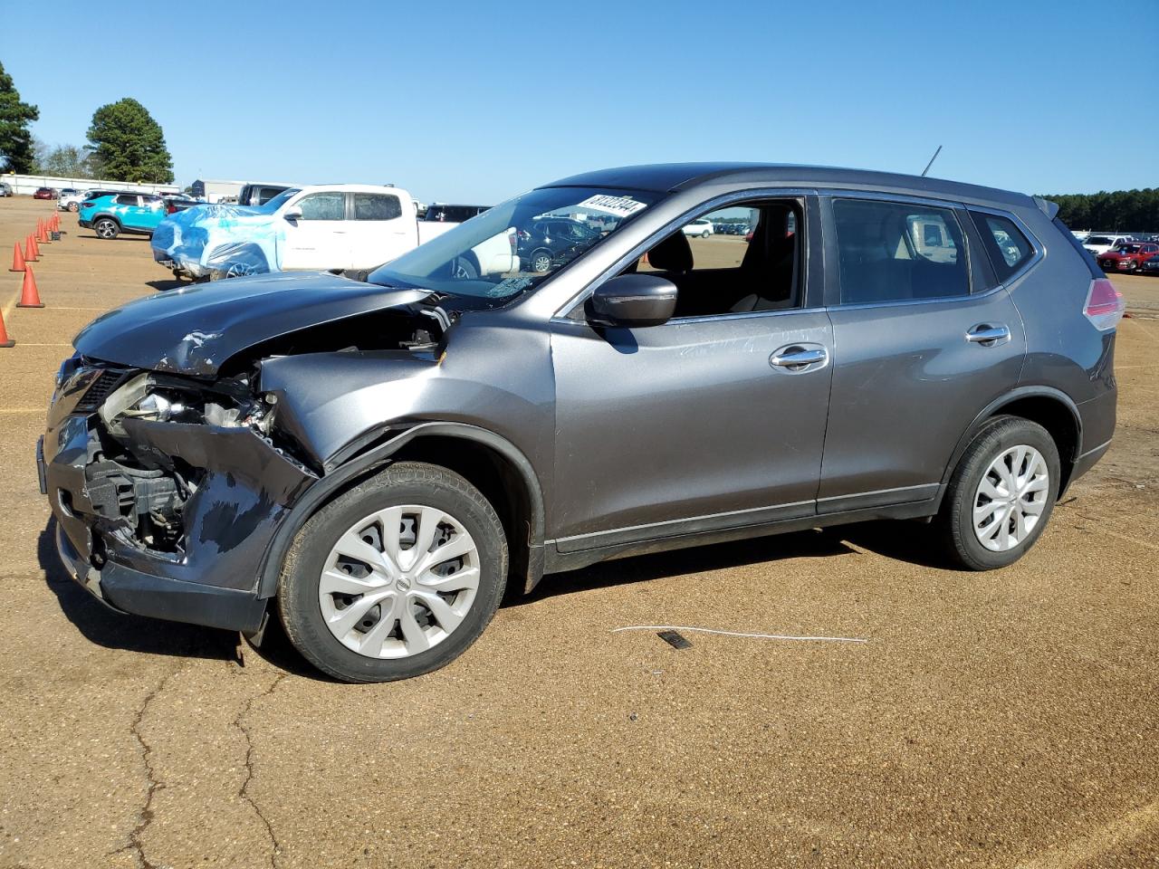 Lot #2988920540 2015 NISSAN ROGUE S