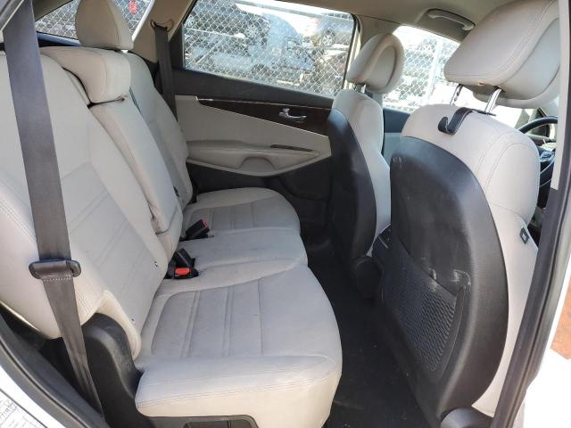 2016 KIA SORENTO LX - 5XYPGDA52GG069529