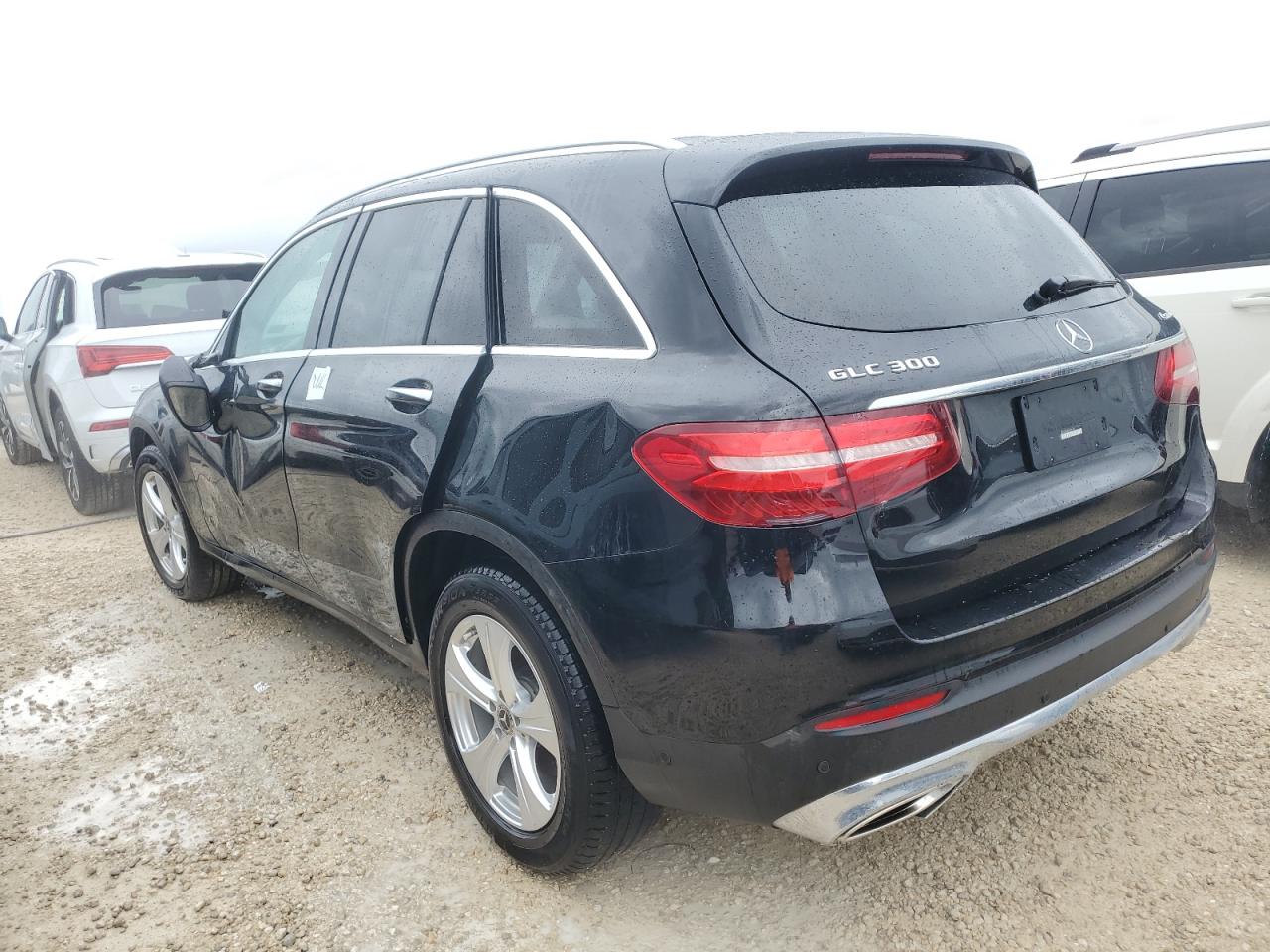 Lot #2962630918 2018 MERCEDES-BENZ GLC 300 4M