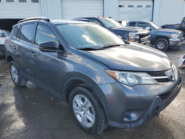 2015 TOYOTA RAV4 LE - JTMZFREV7FD071647