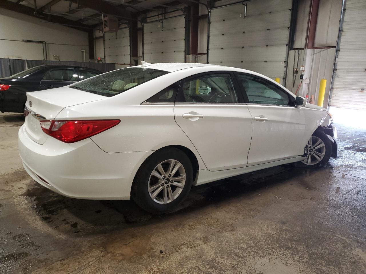 Lot #3023332282 2013 HYUNDAI SONATA GLS