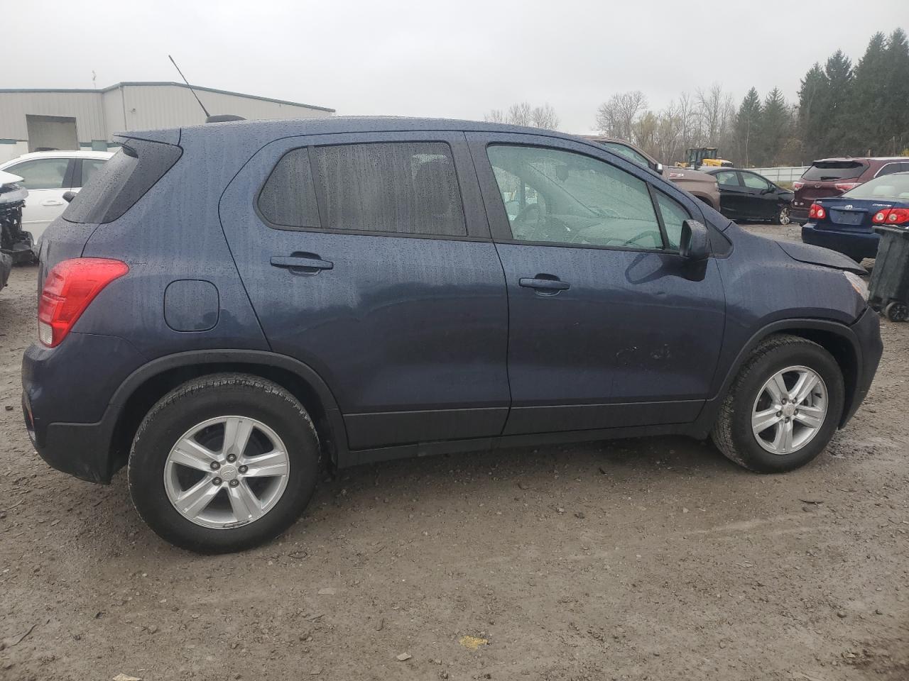 Lot #3030645117 2019 CHEVROLET TRAX LS