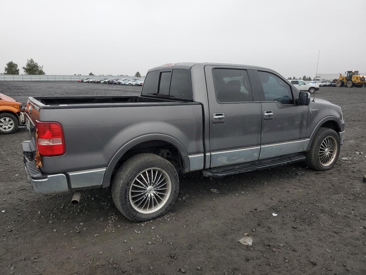 Lot #2974387478 2006 LINCOLN MARK LT