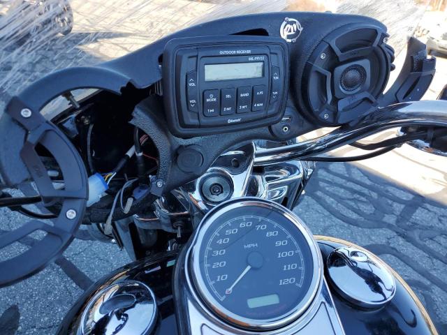 2019 HARLEY-DAVIDSON FLHR 1HD1FBC1XKB680577