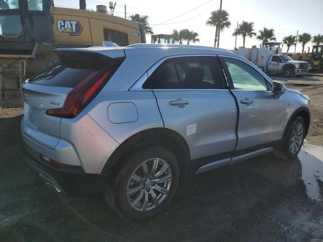 CADILLAC XT4 PREMIU 2020 silver  gas 1GYFZDR46LF109460 photo #4