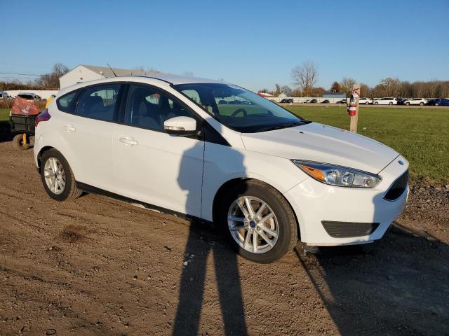 VIN 1FADP3K23FL242047 2015 Ford Focus, SE no.4