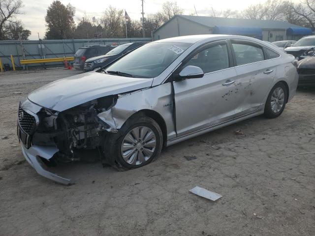 2016 HYUNDAI SONATA HYB - KMHE24L17GA027224