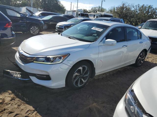 VIN 1HGCR2F87GA017038 2016 HONDA ACCORD no.1