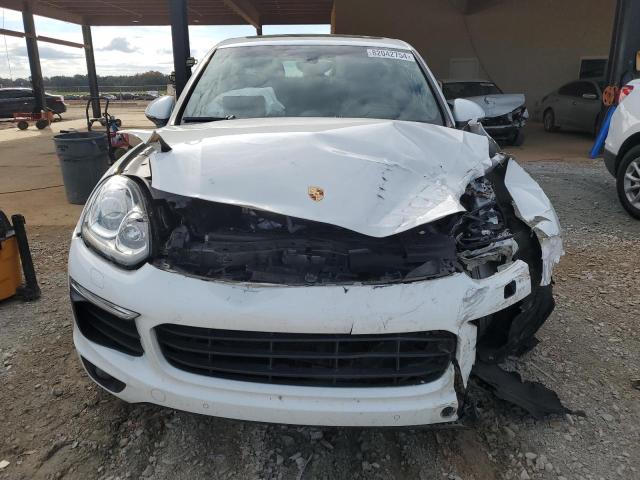 VIN WP1AA2A24HKA82388 2017 PORSCHE CAYENNE no.5