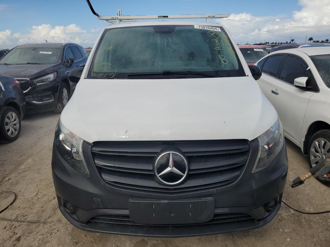 Lot #3004125023 2023 MERCEDES-BENZ METRIS