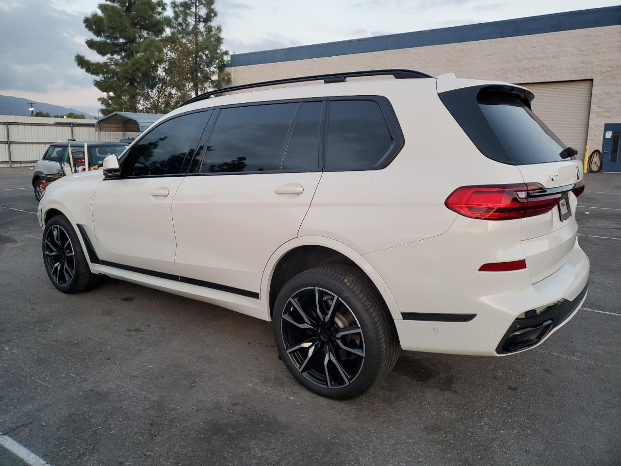 Lot #2989423653 2020 BMW X7 XDRIVE4