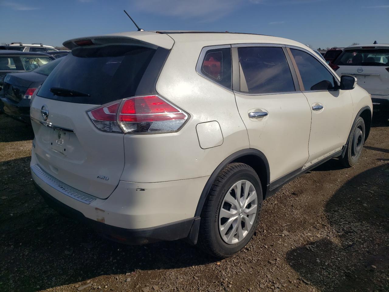 Lot #2962092146 2015 NISSAN ROGUE S