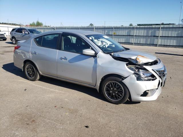 VIN 3N1CN7AP7FL895083 2015 NISSAN VERSA no.4