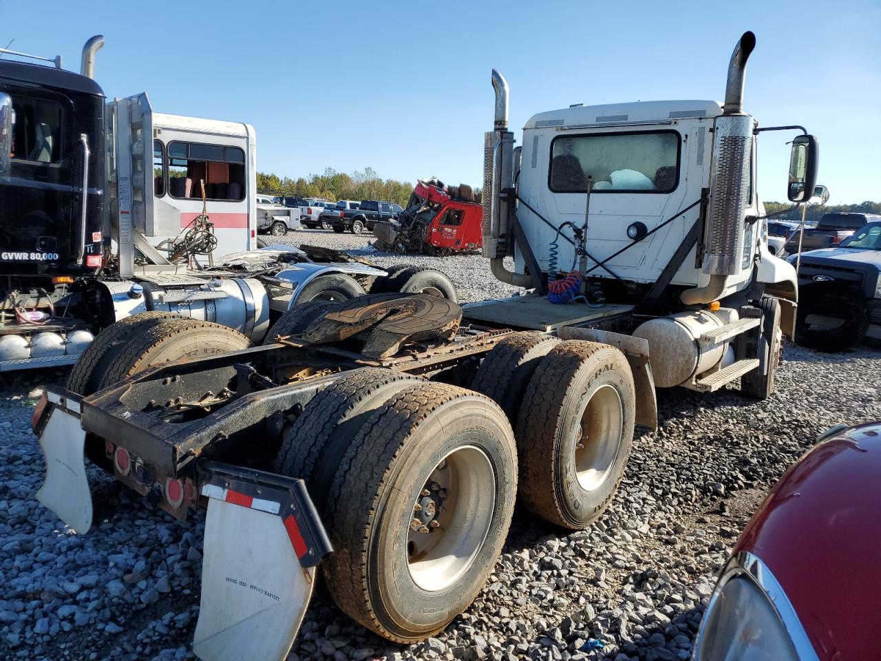 Lot #2996556538 2006 MACK 600 CXN600