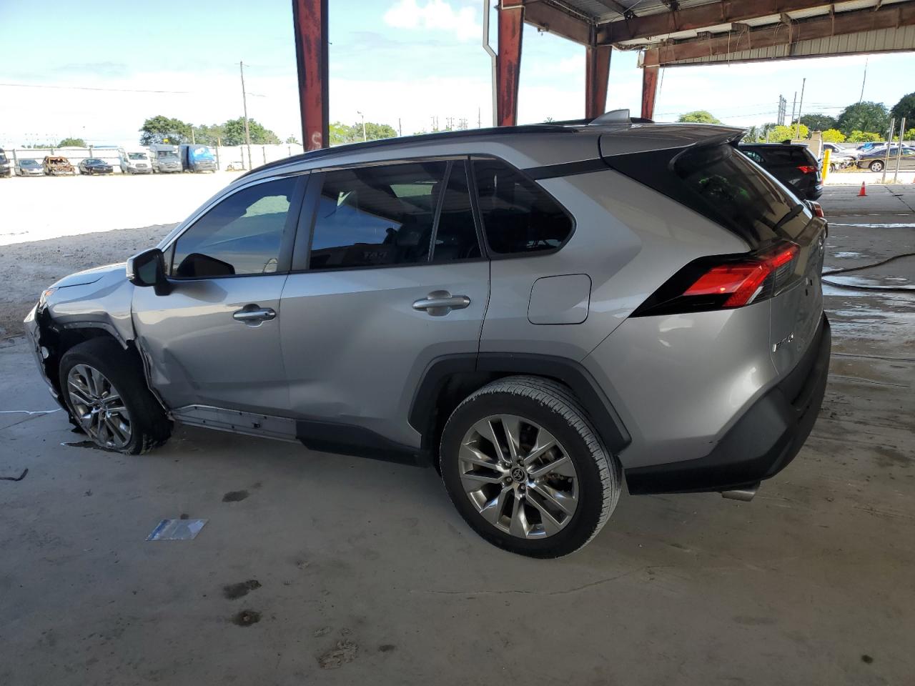 Lot #2989257776 2021 TOYOTA RAV4 XLE P